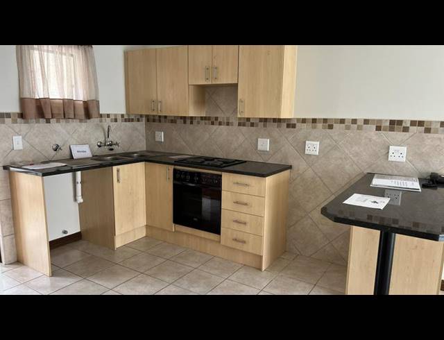 1 BEDROOM PROPERTY TO RENT IN BRENTWOOD PARK